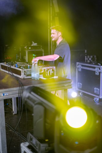 HYM 9203
