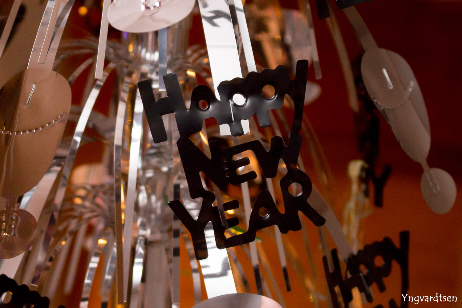 Yfoto Happy New Year